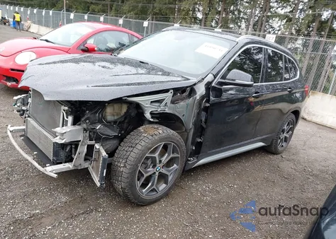 2018 BMW X1 xDrive28I z USA, uszkodzony, nr VIN WBXHT3C39J3H30531